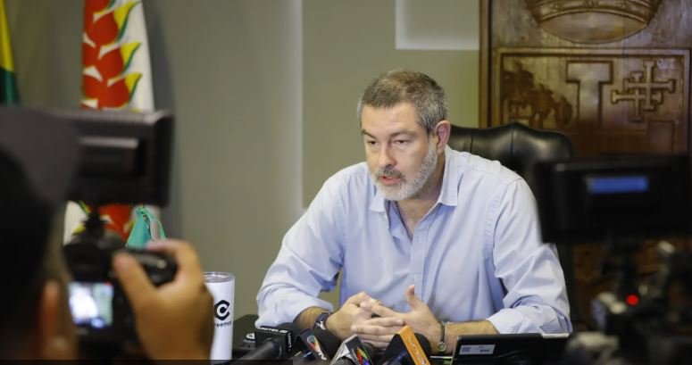 La Asamblea homenajeó al Dr. Herland Vaca Diez con un minuto de silencio